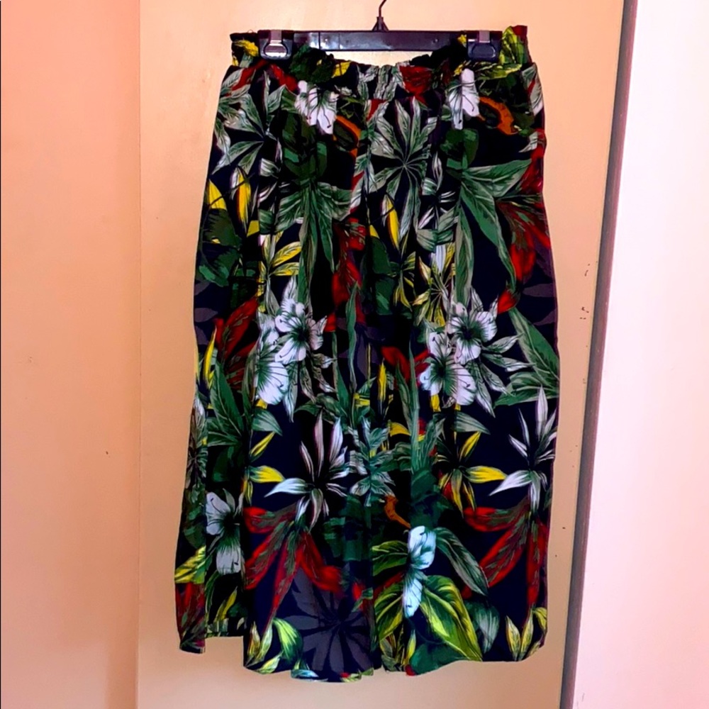 Brunch in the Hamptons skirt